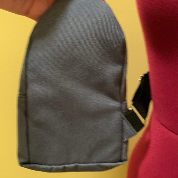 Ultimate Multi-purpose Cross Body Bad, the perfect companion for all occasions - Picture 9 of 15